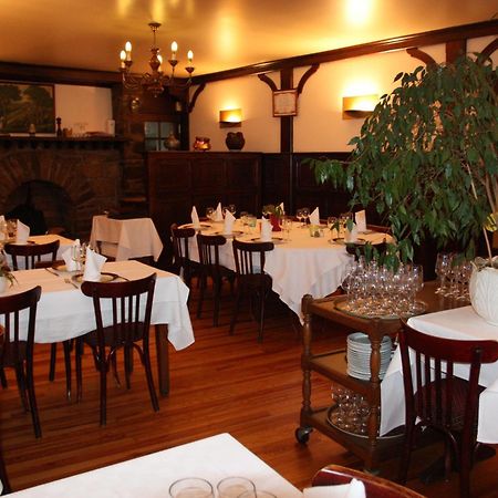Logis Hotel Restaurant Des Voyageurs Pont-de-Salars Bilik gambar