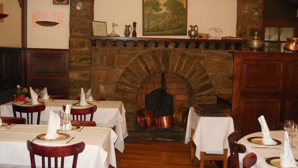 Logis Hotel Restaurant Des Voyageurs Pont-de-Salars Luaran gambar