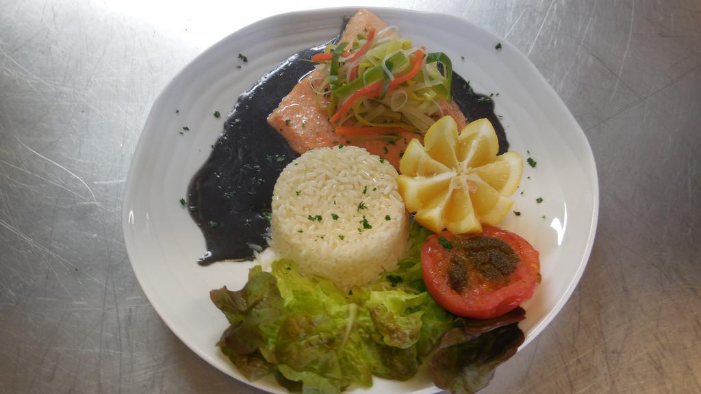Logis Hotel Restaurant Des Voyageurs Pont-de-Salars Luaran gambar