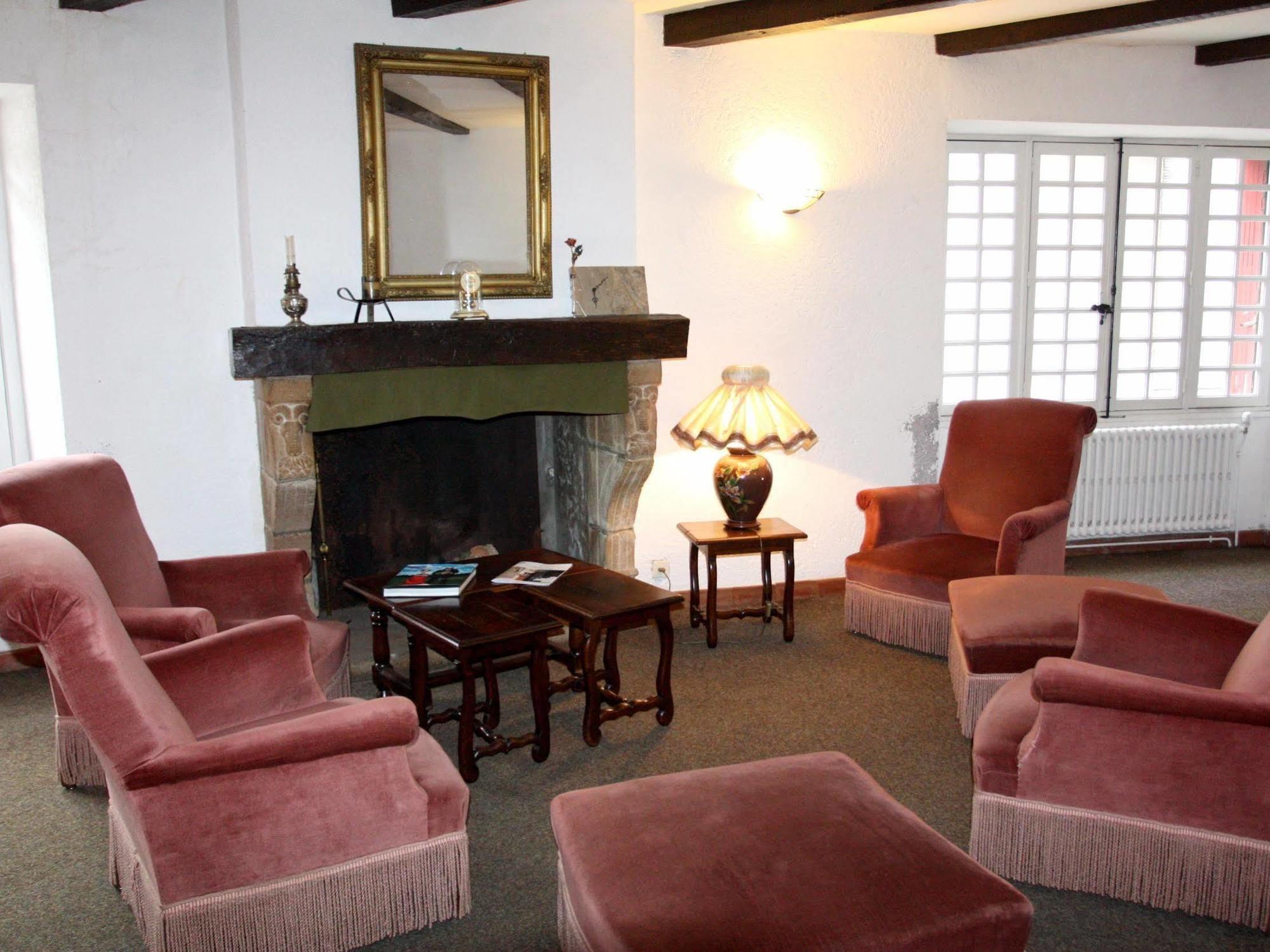 Logis Hotel Restaurant Des Voyageurs Pont-de-Salars Luaran gambar