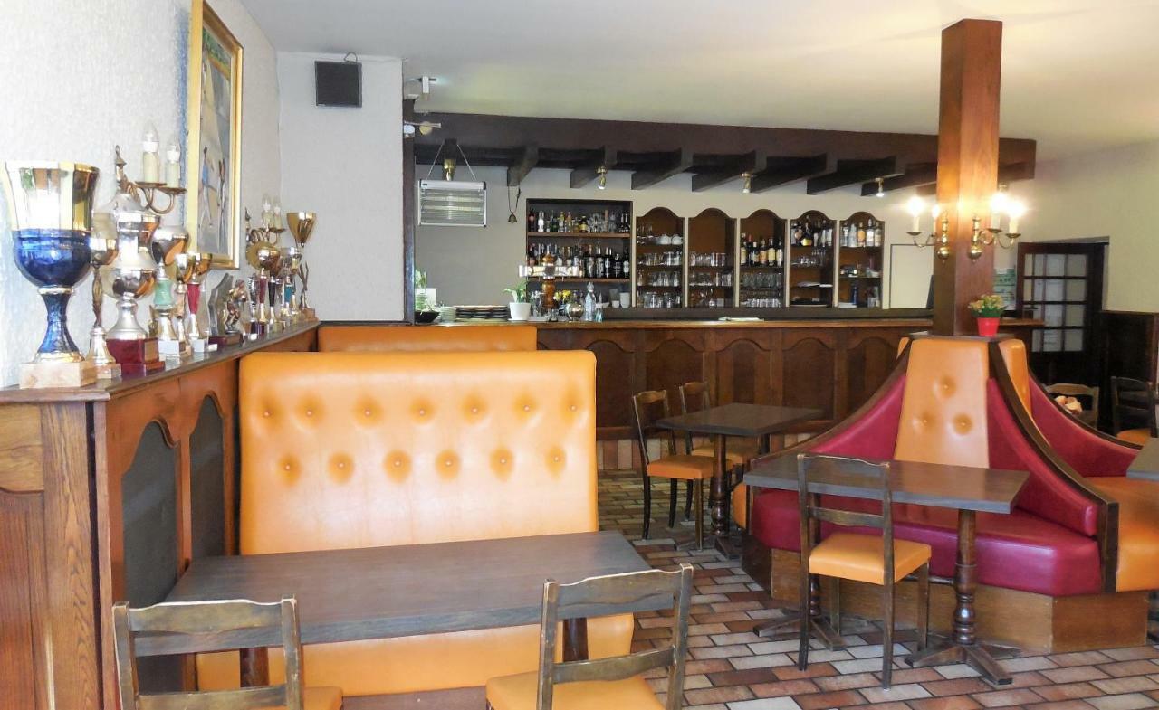 Logis Hotel Restaurant Des Voyageurs Pont-de-Salars Luaran gambar